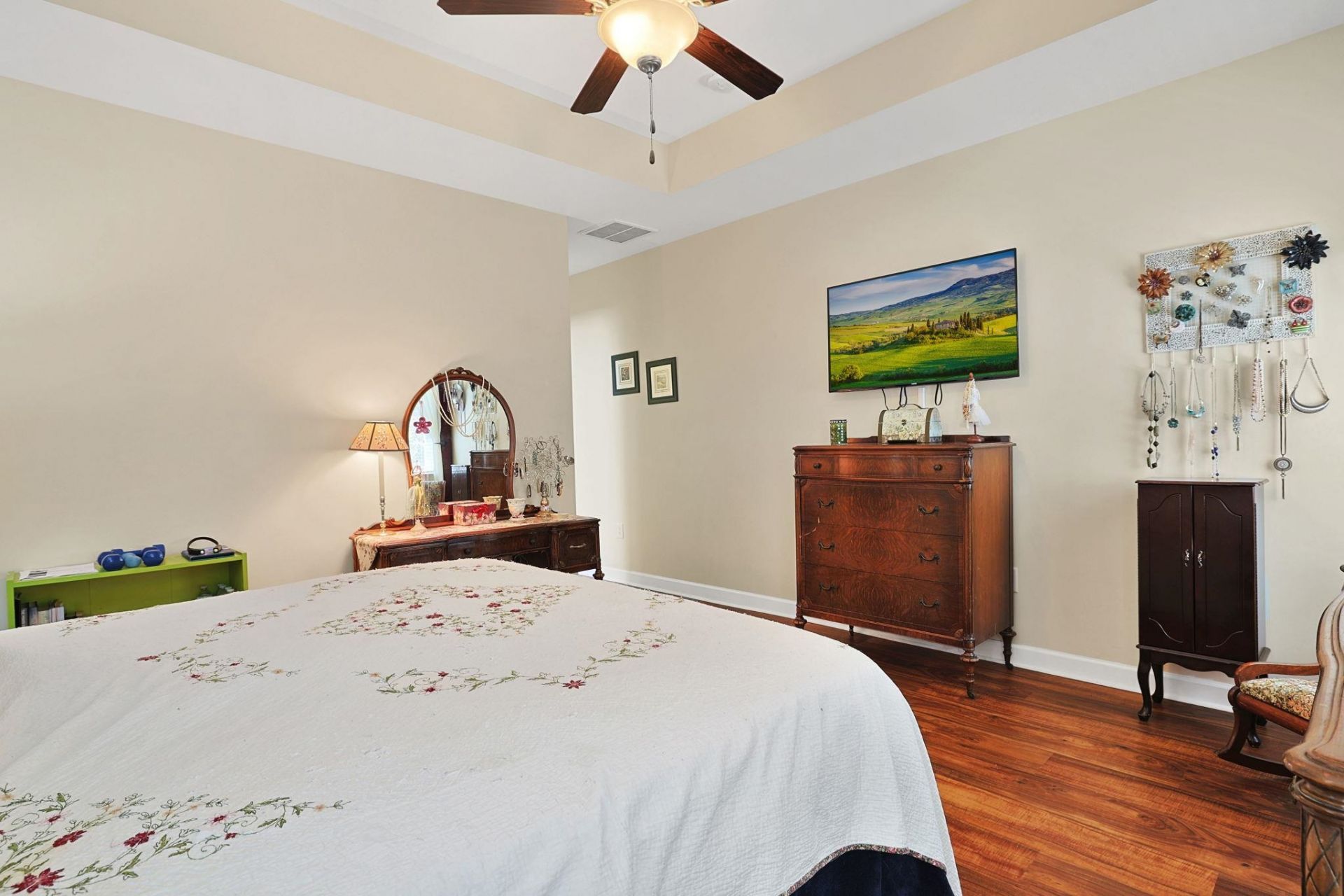 1493 Culbertson Ave. Photo 16