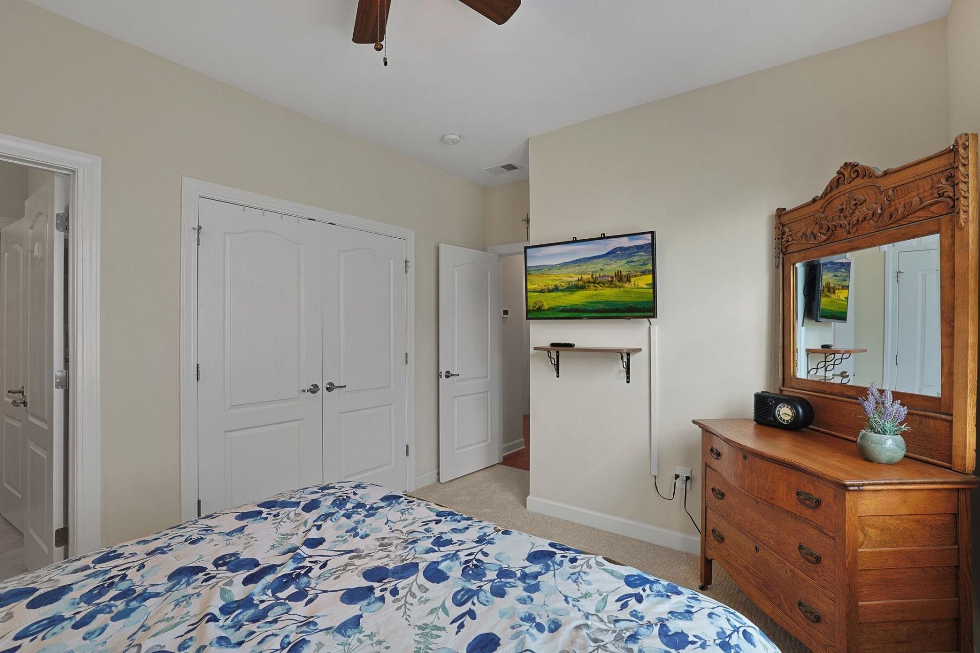 1493 Culbertson Ave. Photo 23