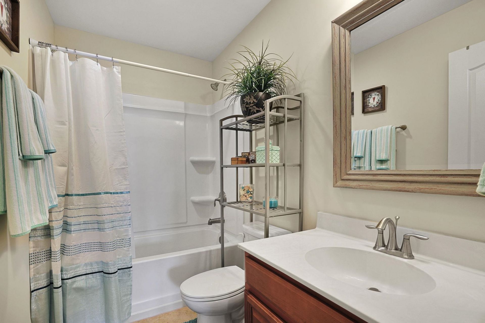 1493 Culbertson Ave. Photo 28