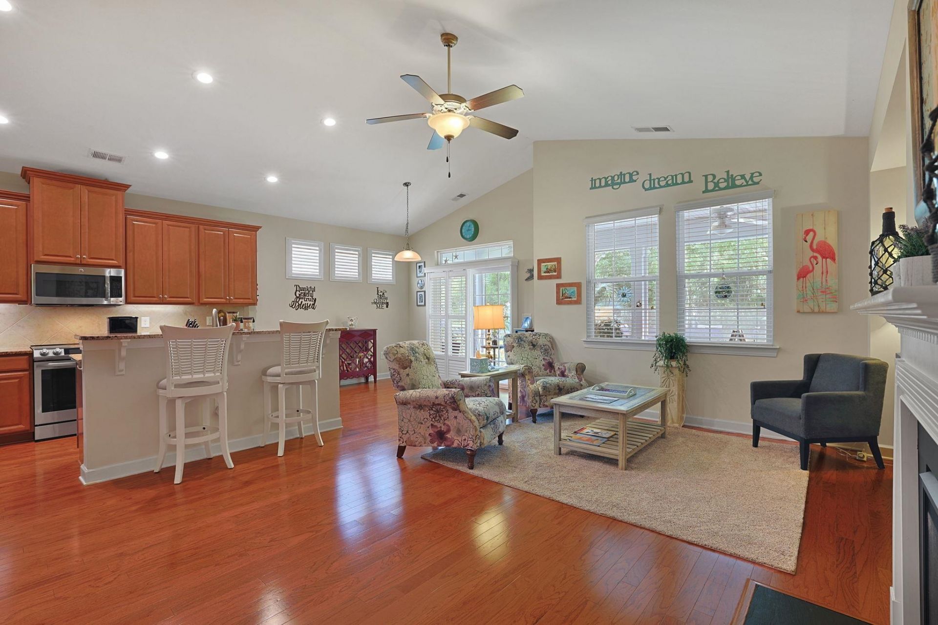 1493 Culbertson Ave. Photo 3