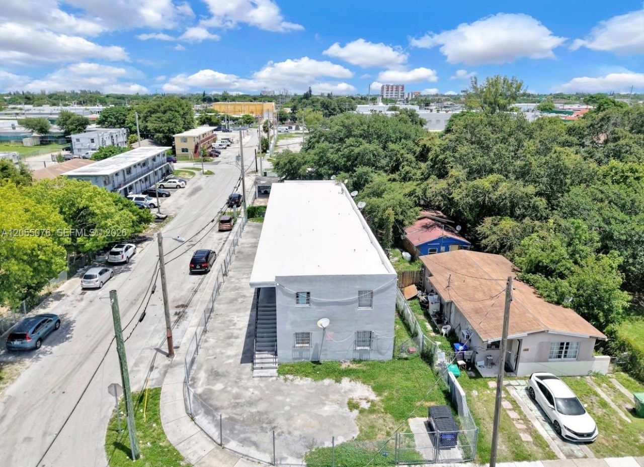 6901 NW 8th Ave , Miami, FL 33150 Photo