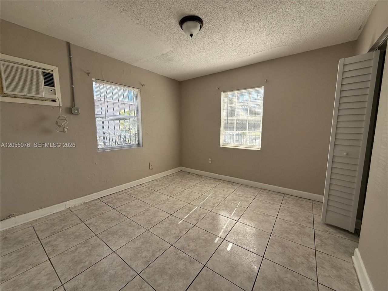 6901 NW 8th Ave , Miami, FL 33150 Photo