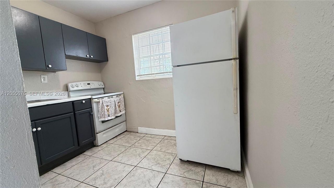 6901 NW 8th Ave , Miami, FL 33150 Photo