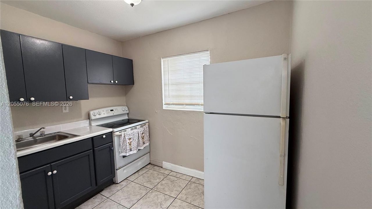 6901 NW 8th Ave , Miami, FL 33150 Photo