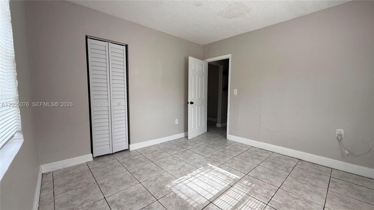6901 NW 8th Ave , Miami, FL 33150 Photo