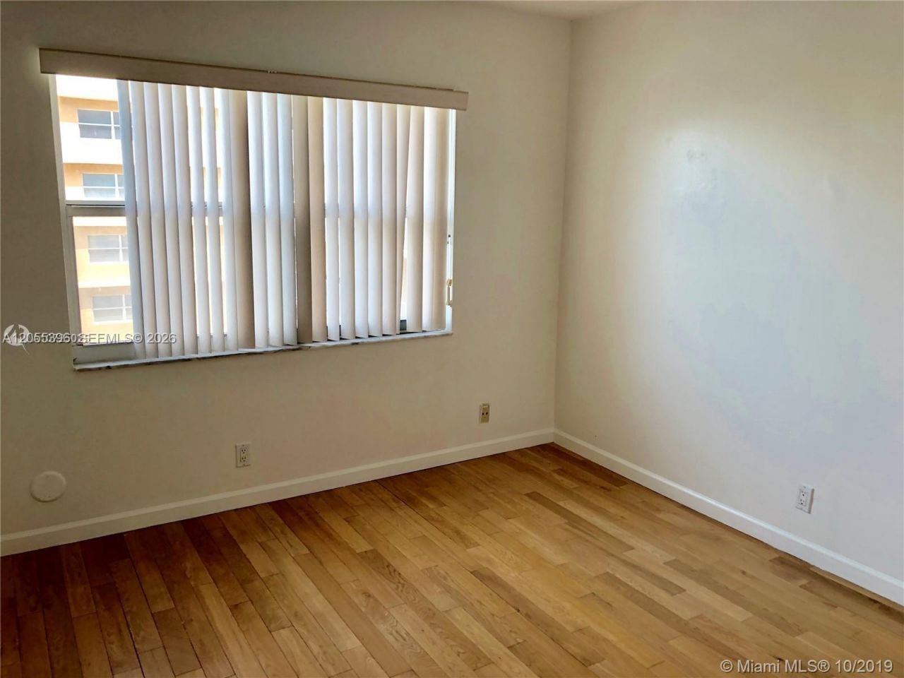121 Golden Isles Dr , Unit 407, Hallandale Beach, FL 33009 Photo