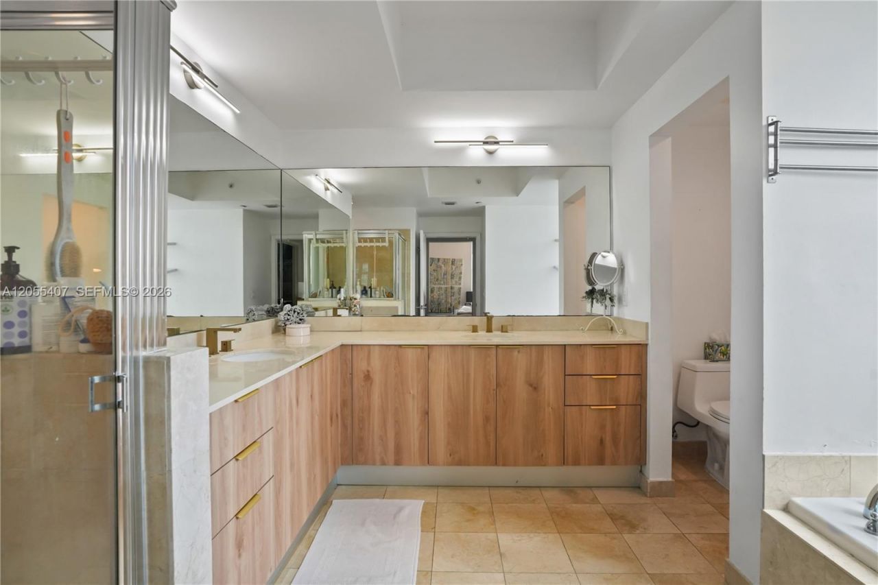 3330 NE 190th St, Unit 1010, Aventura, FL 33180 Photo