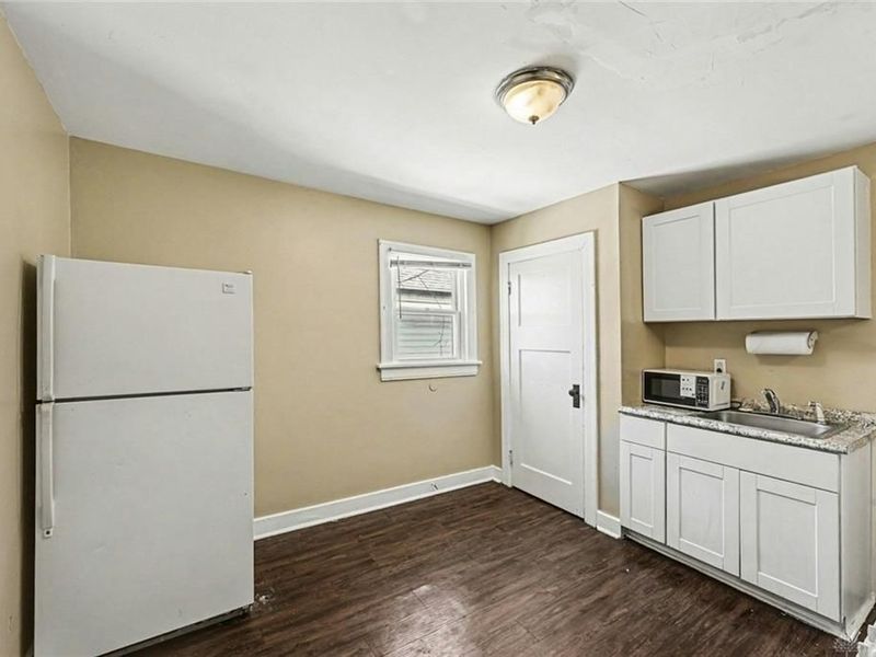 429 Kolping Avenue, Unit 427, Dayton, OH 45410 Photo 5