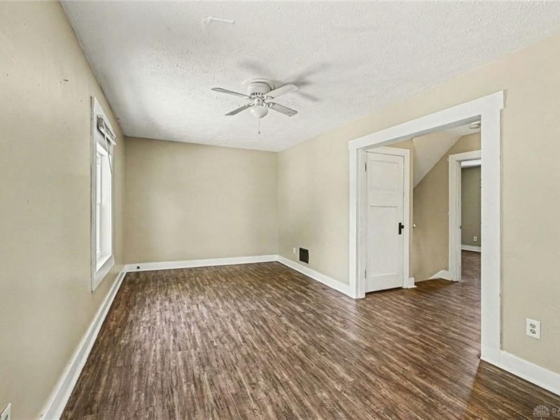 429 Kolping Avenue, Unit 427, Dayton, OH 45410 Photo 8