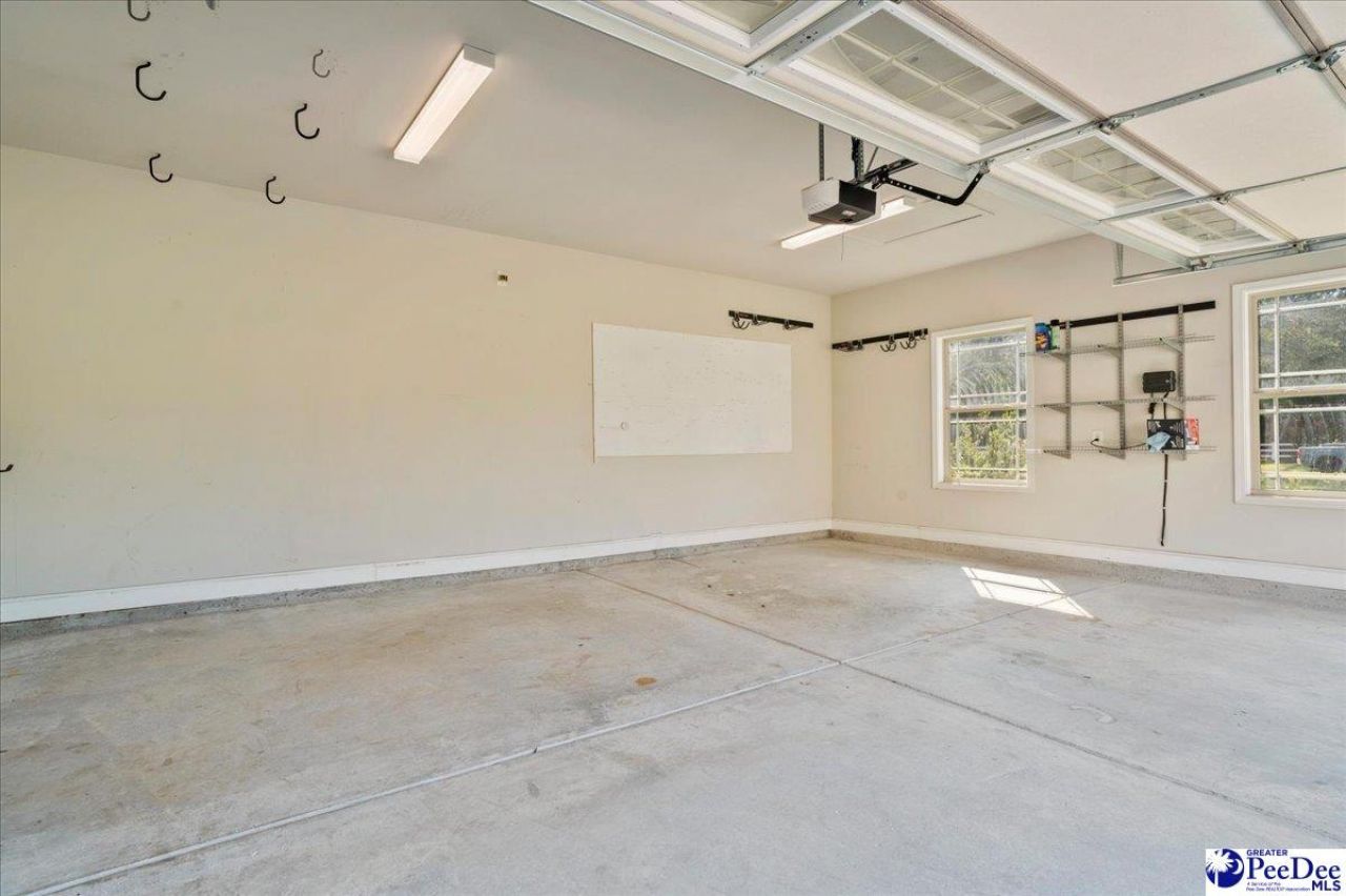 812 Fairway Drive Photo 12