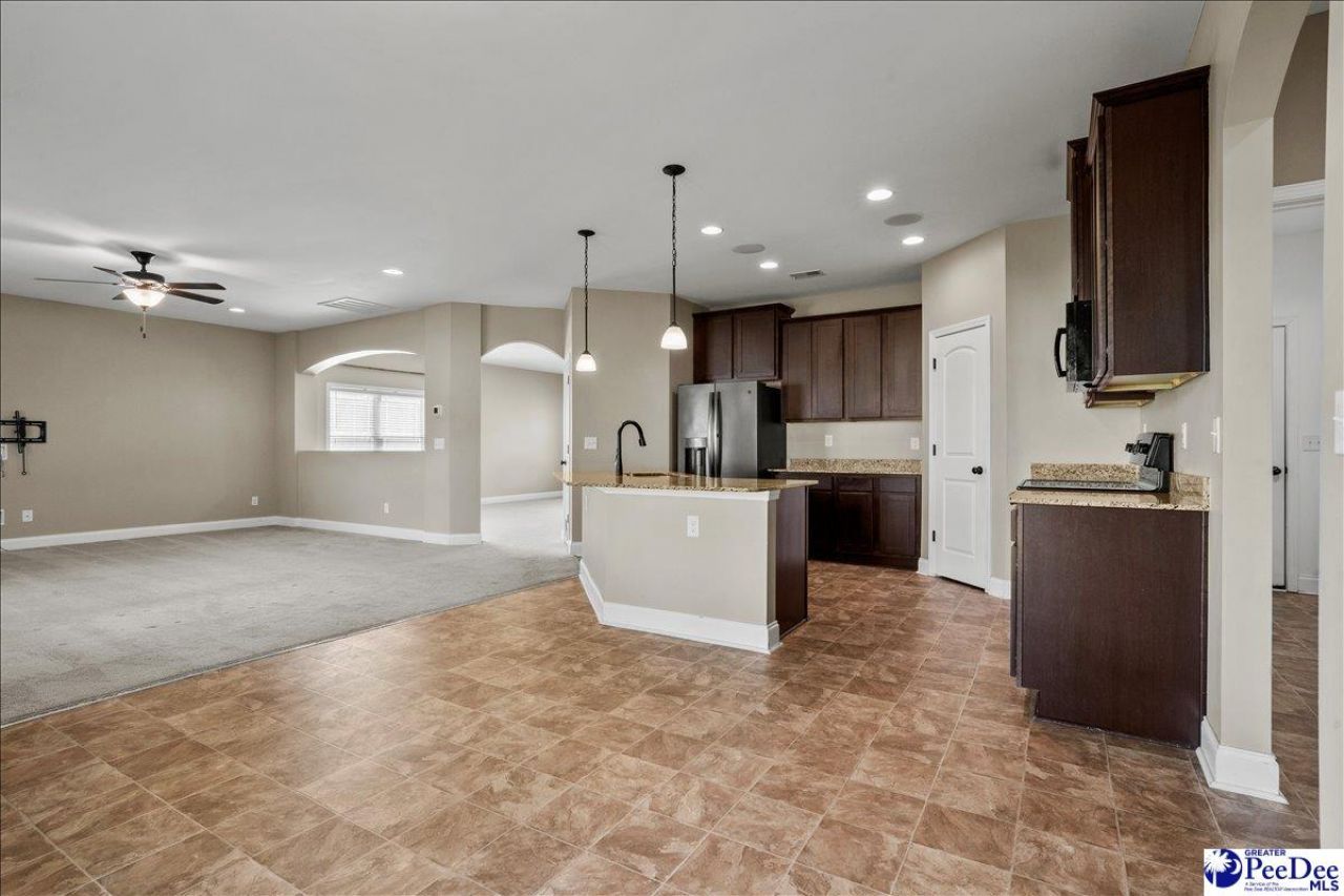 812 Fairway Drive Photo 24