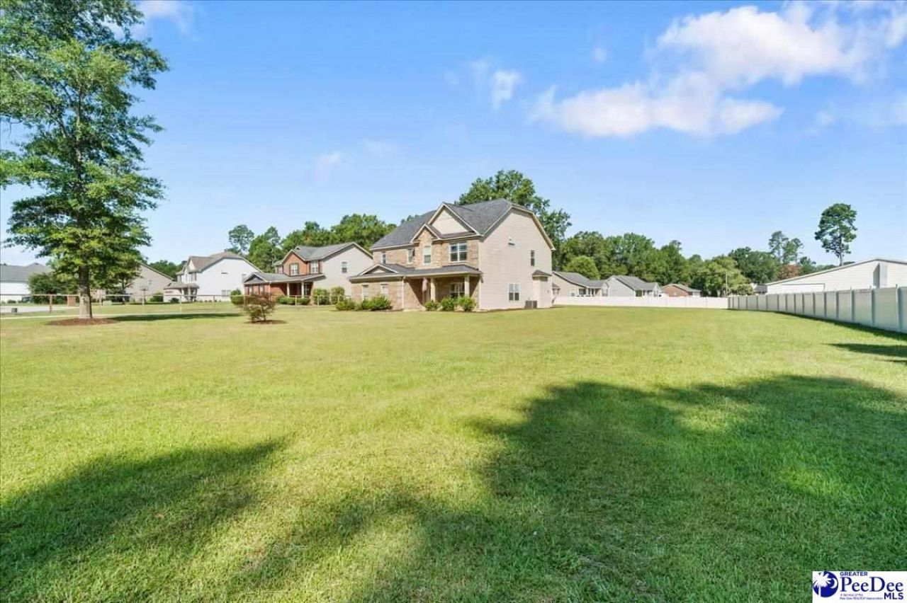 812 Fairway Drive Photo 5