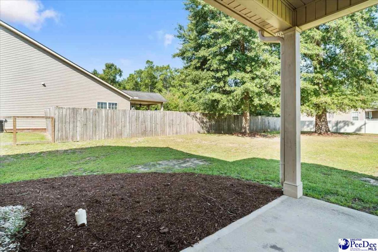 812 Fairway Drive Photo 8