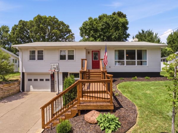 2020 CRESTLINE, Muscatine, IA 52761
