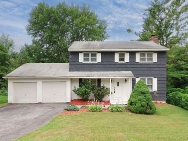 115 Northwood Way , Camillus, NY 13031