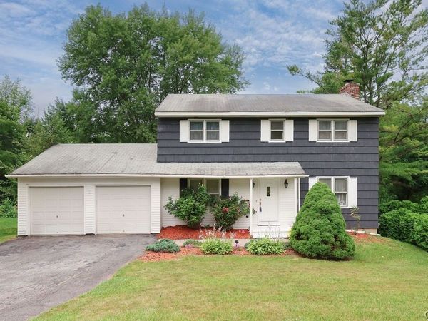 115 Northwood Way , Camillus, NY 13031