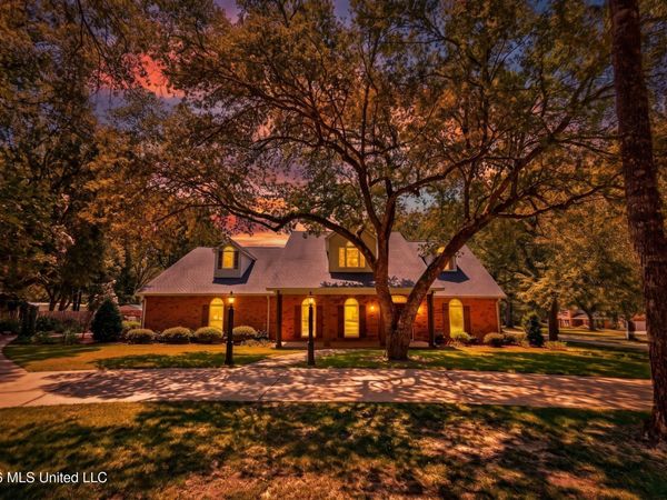 7504 Park Ridge Drive, Moss Point, MS 39562