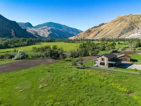 13 Truth Dr, Salmon, ID 83467