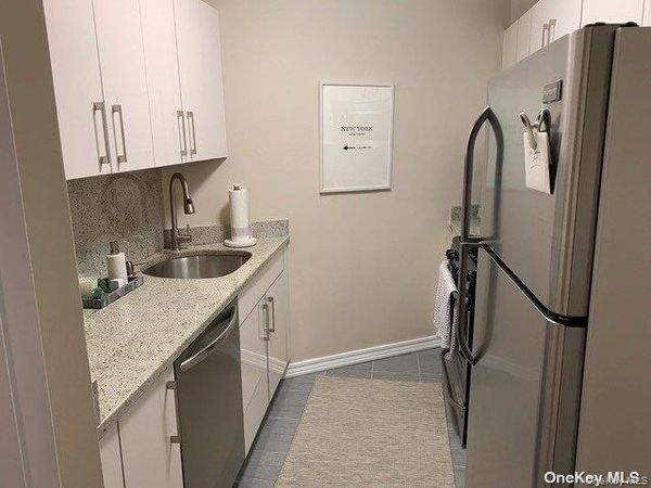 1 Bay Club Drive , Unit 4P, Bayside, NY 11360