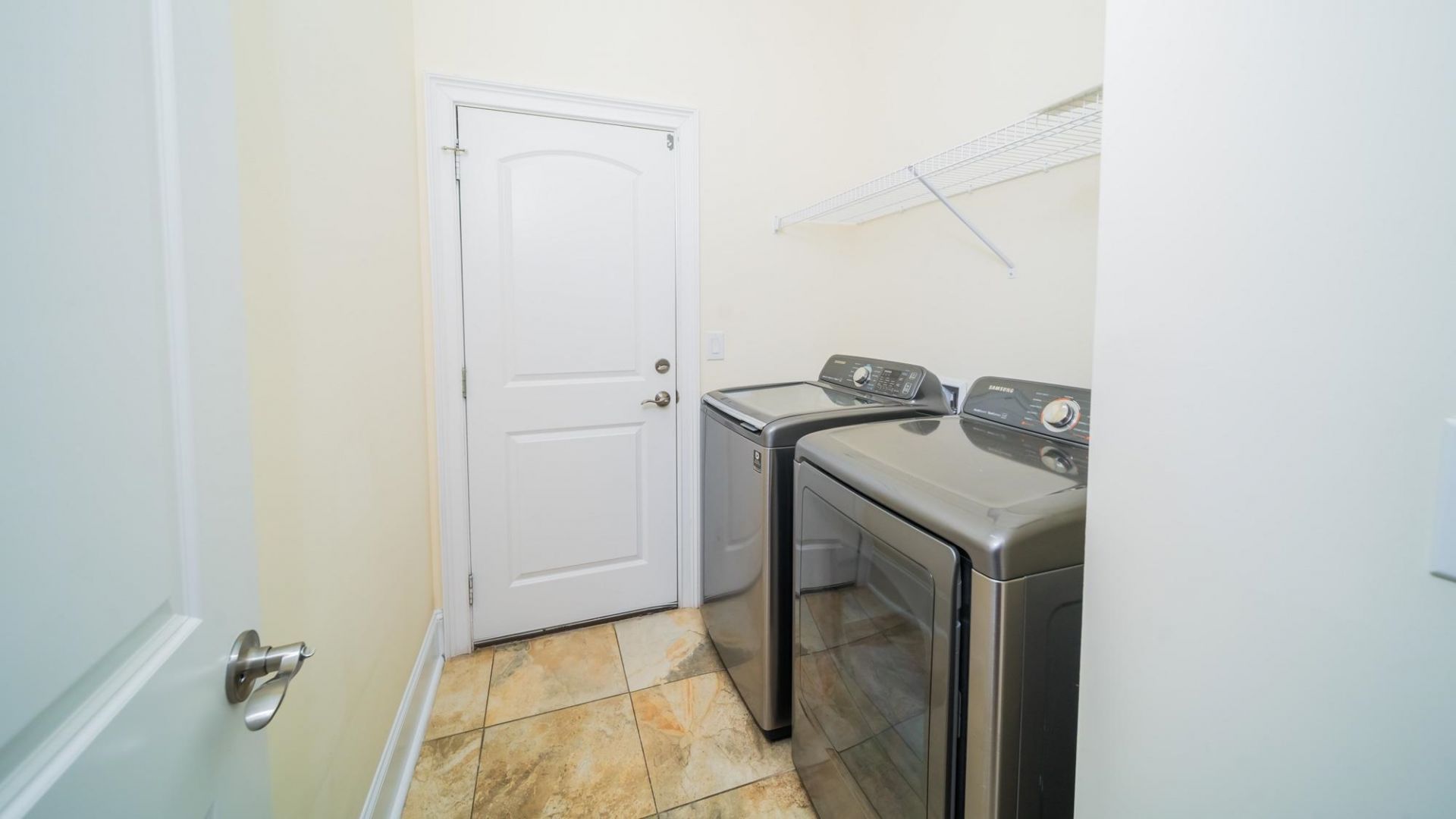 705 Fountain View Ct.  Photo 24