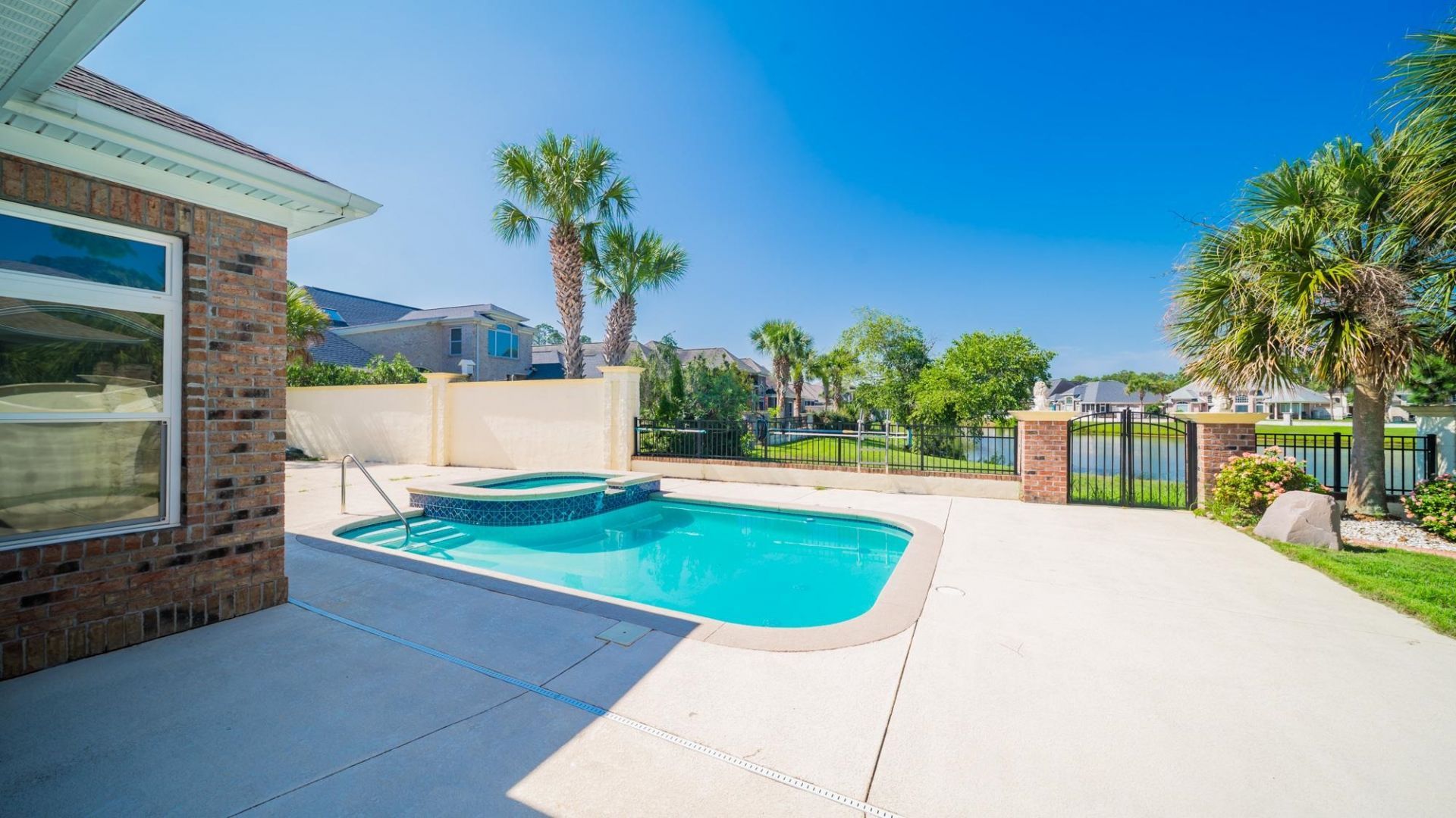 705 Fountain View Ct.  Photo 28