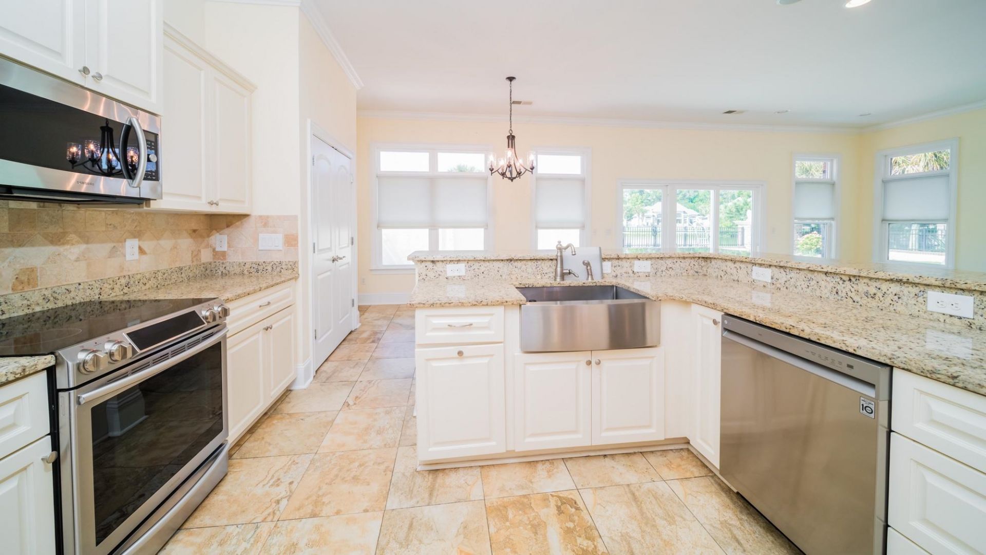 705 Fountain View Ct.  Photo 8