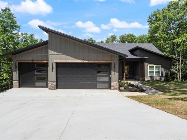 3 Allison Circle , Bella Vista, AR 72715
