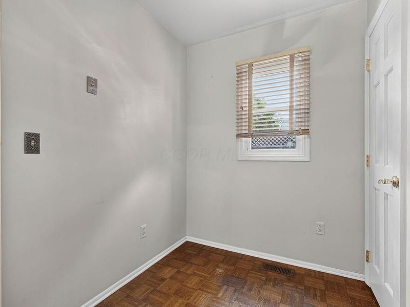 2438 Hardesty Drive S, Columbus, OH 43204 Photo 21