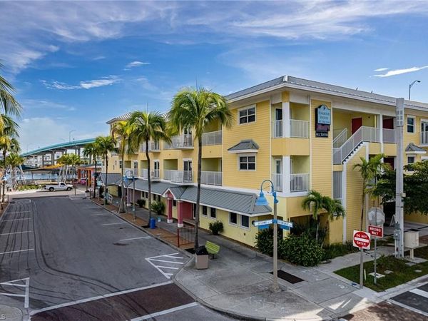 450 Old San Carlos BLVD , Unit 303, FORT MYERS BEACH, FL 33931