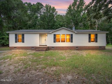 2801 Sidney Street SW, Supply, NC 28462