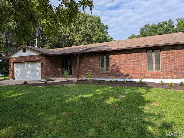 542 Hwy O, Cuba, MO 65453
