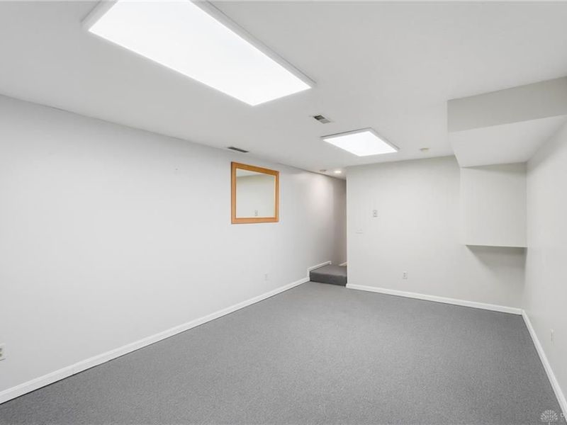 785 Pinehurst Drive, Tipp City, OH 45371 Photo 34