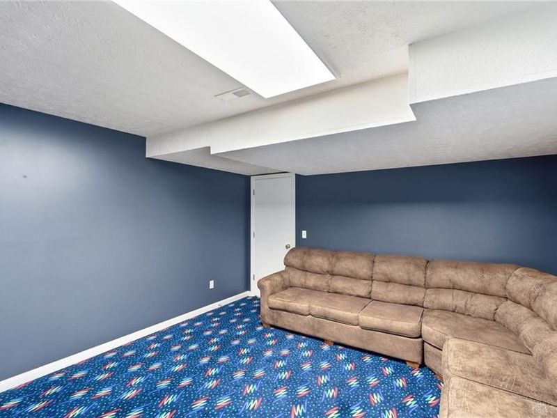 785 Pinehurst Drive, Tipp City, OH 45371 Photo 37