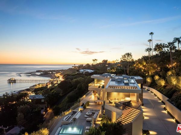 3952 Ridgemont Drive, Malibu, CA 90265