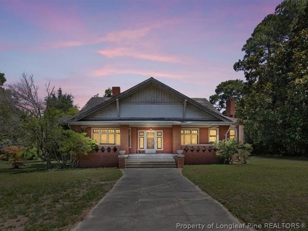 554 W Broad Street, St Pauls, NC 28384