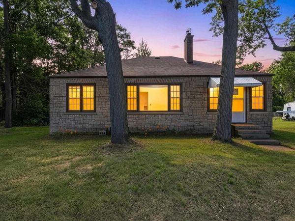 N1440 SHORE DRIVE, Marinette, WI 54143