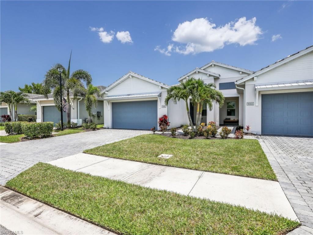 9040 Saint Lucia Dr , Naples, FL 34114 Photo