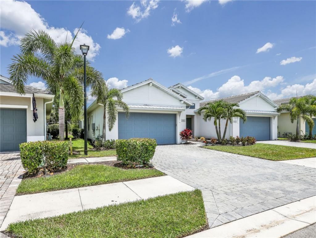 9040 Saint Lucia Dr , Naples, FL 34114 Photo