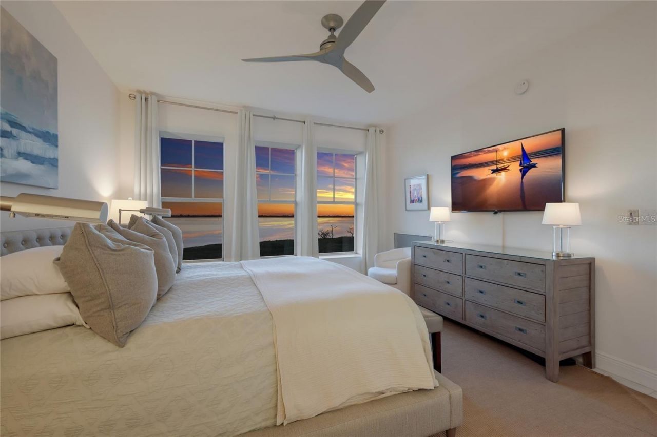 376 Aruba Circle , Unit 203, Bradenton, FL 34209 Photo