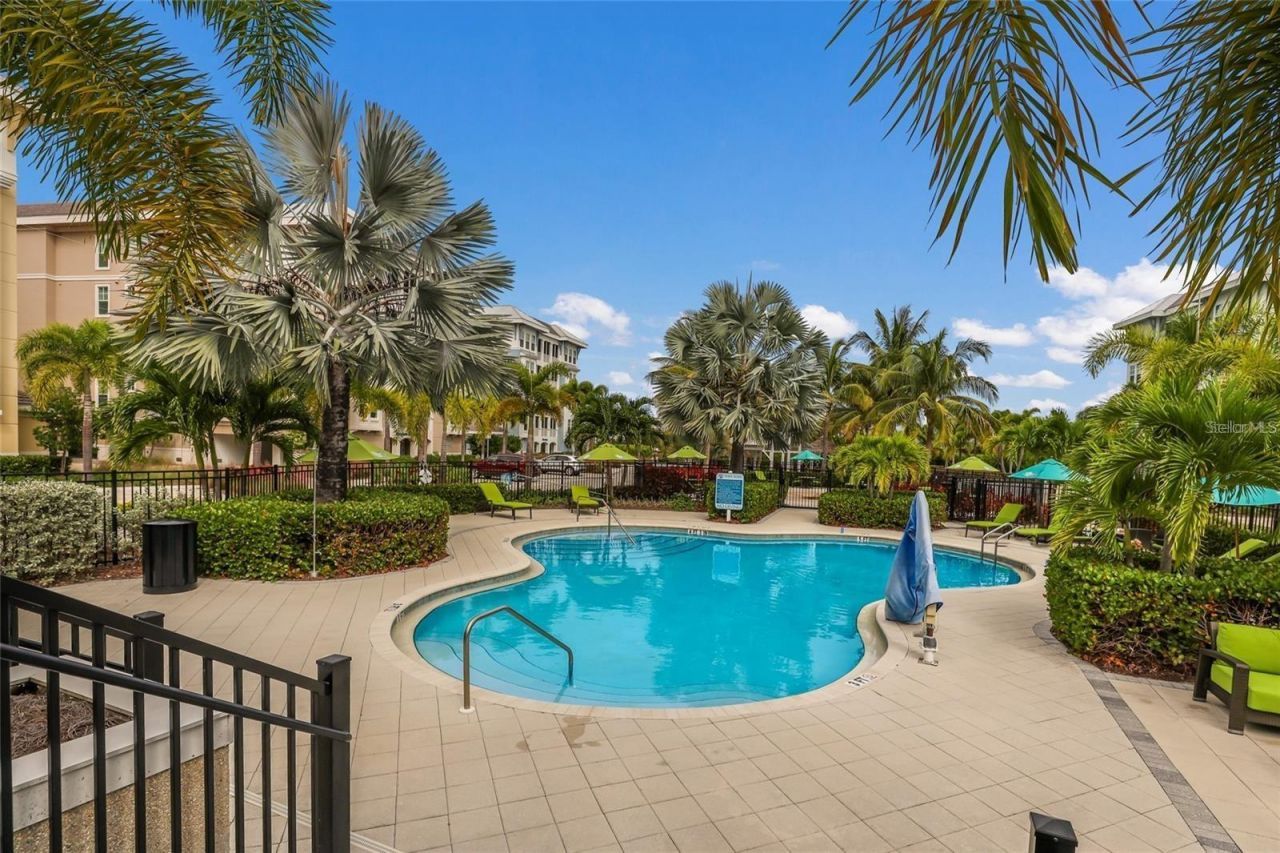 376 Aruba Circle , Unit 203, Bradenton, FL 34209 Photo