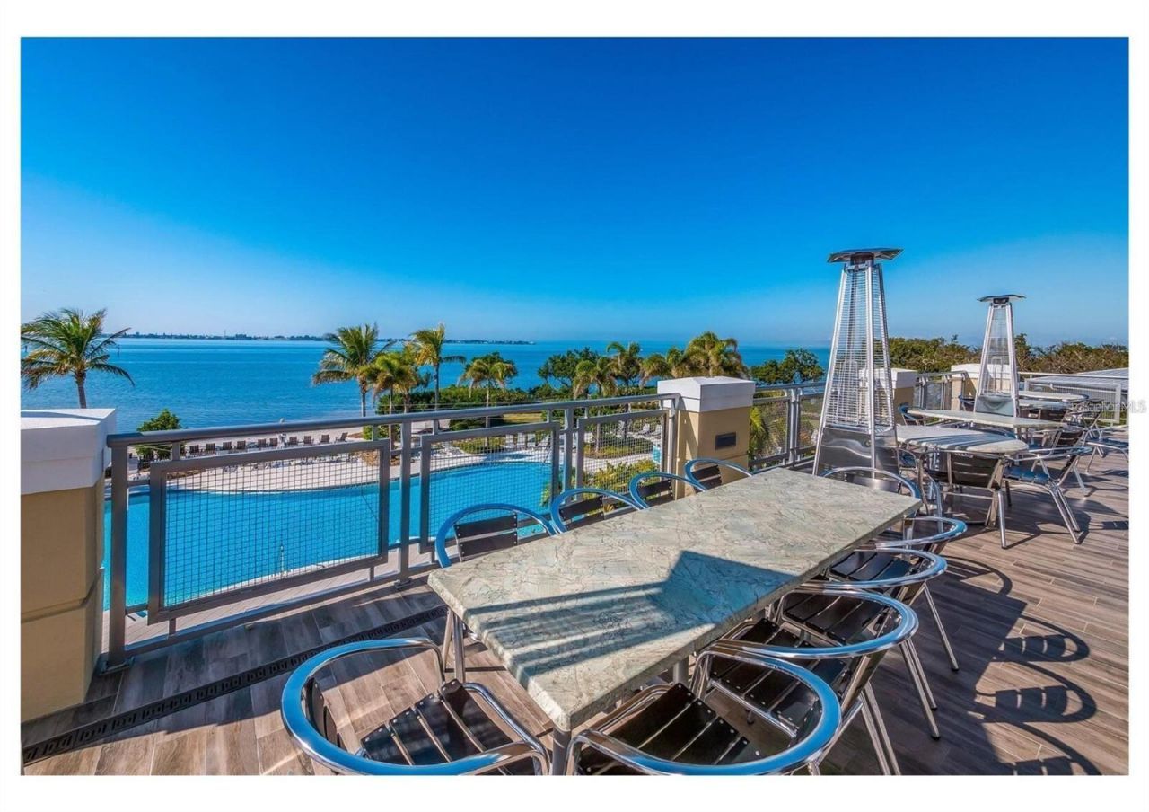 376 Aruba Circle , Unit 203, Bradenton, FL 34209 Photo