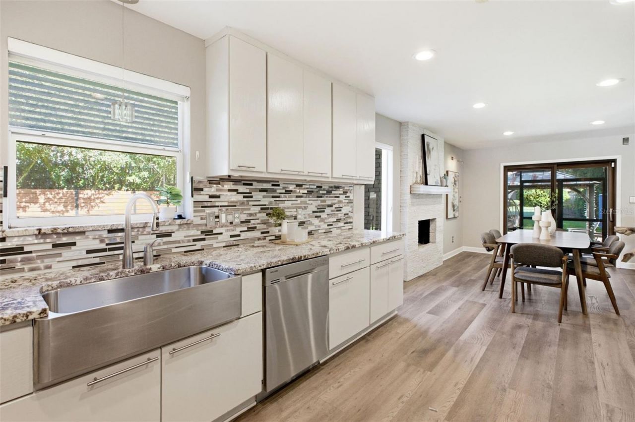 465 Mandalay Road, Orlando, FL 32809 Photo