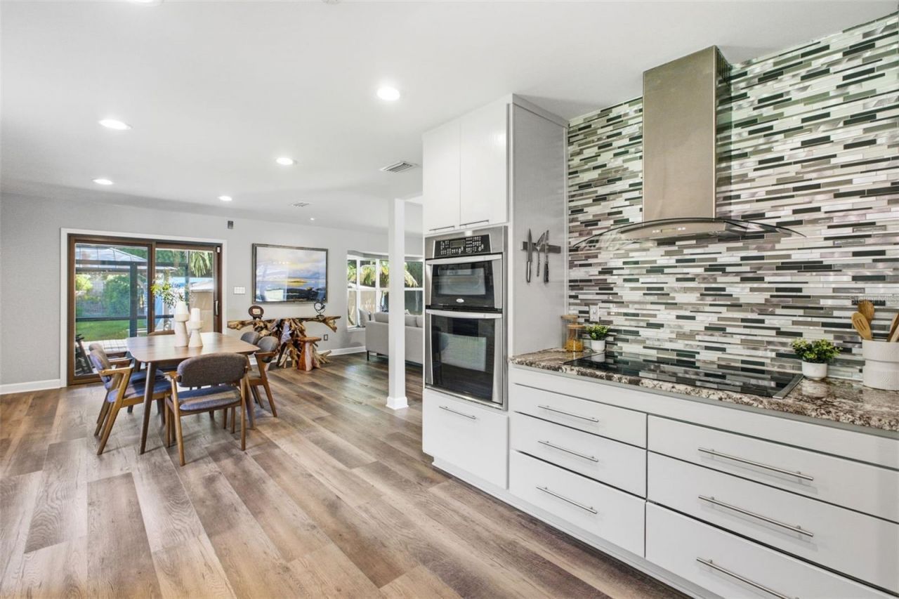465 Mandalay Road, Orlando, FL 32809 Photo