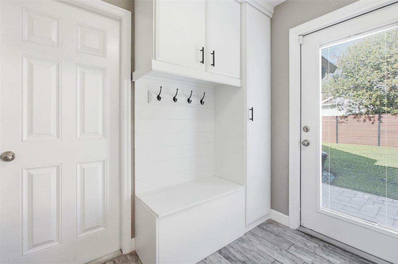 465 Mandalay Road, Orlando, FL 32809 Photo