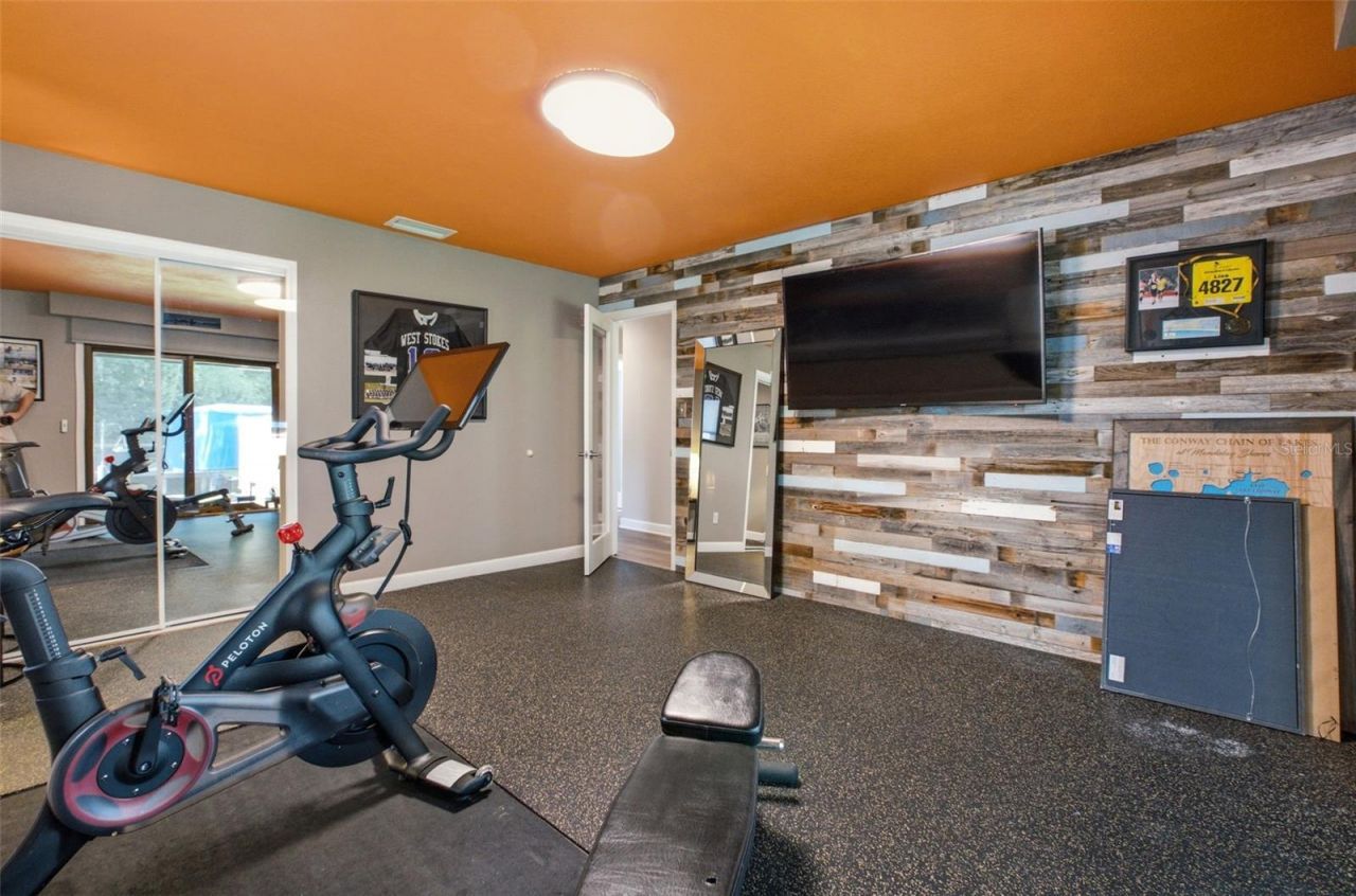 465 Mandalay Road, Orlando, FL 32809 Photo