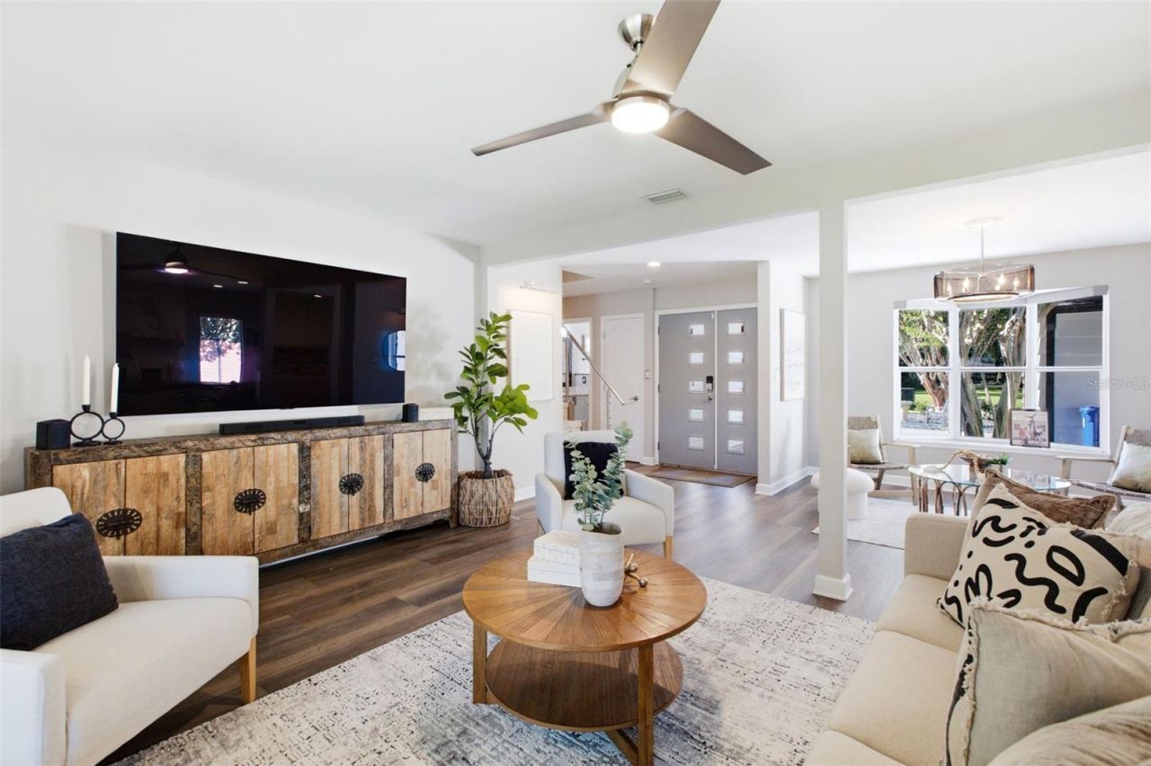 465 Mandalay Road, Orlando, FL 32809 Photo
