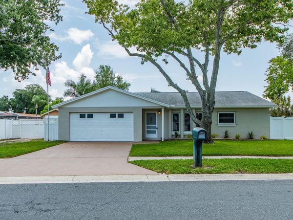 11883 108TH AVENUE , LARGO, FL 33778