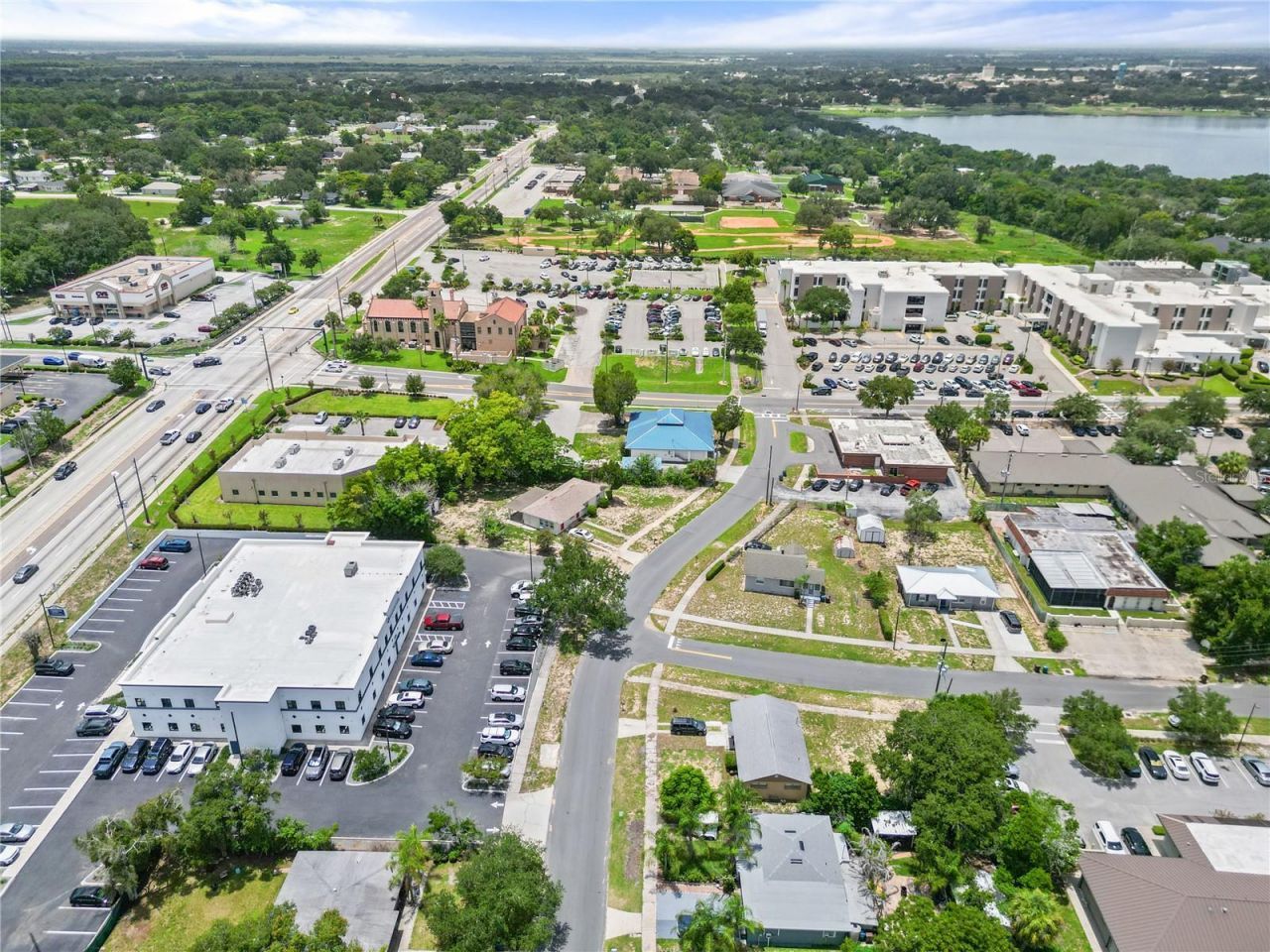 441 S 11th Street , Lake Wales, FL 33853 Photo