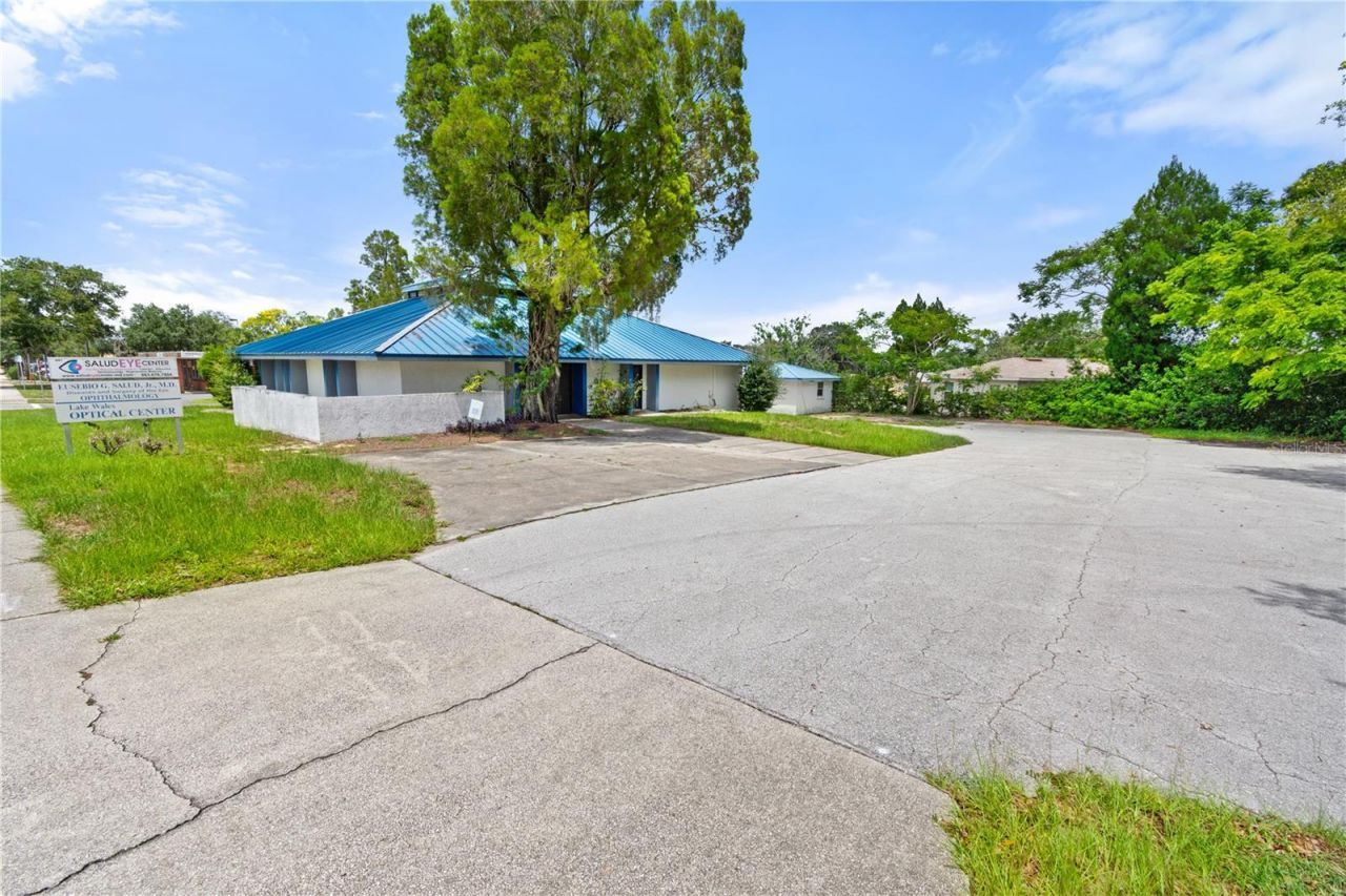 441 S 11th Street , Lake Wales, FL 33853 Photo