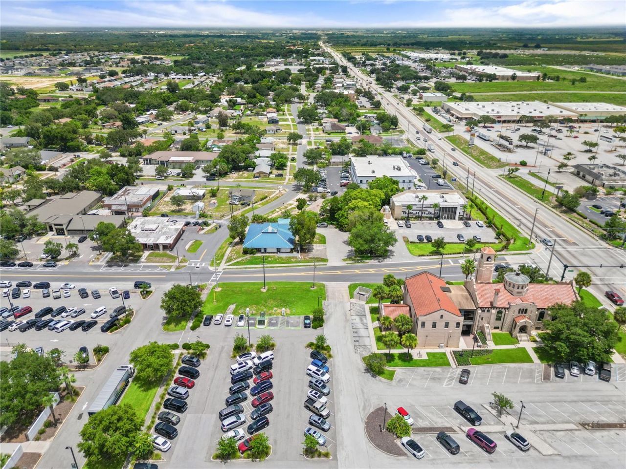 441 S 11th Street , Lake Wales, FL 33853 Photo